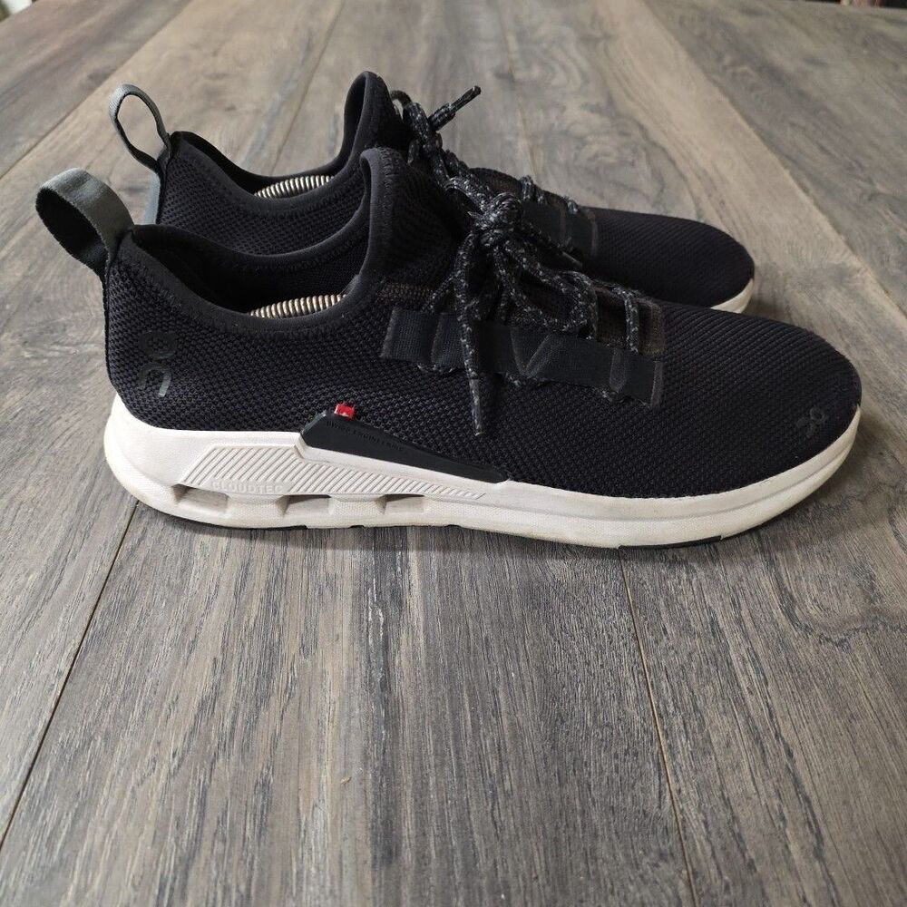 On Running Cloudeasy Sneakers Men's 11.5 Black White Running Shoes - Picture 2 of 8